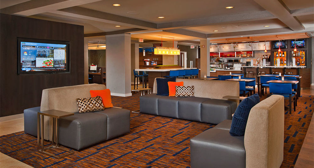Courtyard By Marriott Dallas Midlothian At Midlothian Conference Center Exterior photo